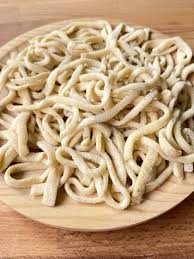 La storia dei pici sembra affondare le sue radici in epoca etrusca. Scialatielli Fatti In Casa Senza Formaggio No Cheese Please