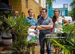 Peter Daniel and Sara Marie wait for their father, presidenial... News  Photo