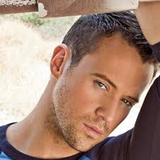 Michael Walker (@michaelraoul)