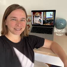 This is the exact moment Pluto stopped being a planet. I was there, at the  IAU General Assembly in Prague, 18 years ago today. #Pluto #Planet  #Astronomy #Astronomyfacts