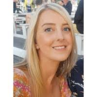 Cassie Hardman's Instagram, Twitter & Facebook