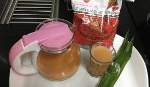 Teh ais adalah satu bentuk teh sejuk, sering disajikan dalam gelas dengan ais. Resepi Teh Ais Thailand