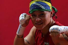 Baiana arretada, nasceu em salvador com o boxe em seu sangue. Xz5auhozqgxp M
