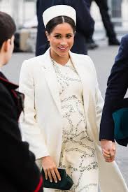 Unsere Prognose Fur Meghans After Baby Look Meghan Markle Die Herzogin Schwanger