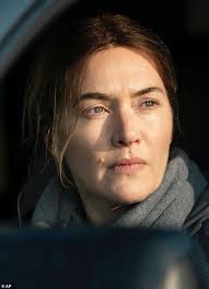 She is the daughter of actress kate elizabeth winslet. Llygcs0ndjmqmm