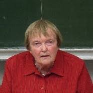Gudrun Pausewang Lebenslauf Bucher Und Rezensionen Bei Lovelybooks