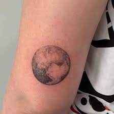My New Tattoo Pointilism Pluto By Skye Johns At Black Ivy Brisbane Australia Tattoos Mini Tattoos New Tattoos
