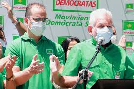 Millones de mexicanos salieron a votar en las casillas instaladas en todo el país, ya que se eligieron diputados federales, 15 gobernadores, se renovaron casi todos los congresos locales y las presidencias. En Democratas Eligen A Roly Aguilera Como Candidato A La Alcaldia De Santa Cruz La Razon Noticias De Bolivia Y El Mundo