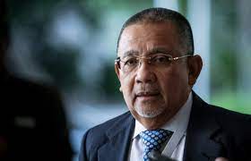 Wednesday, 16 august 2017 : Isa Samad To Know Fate On June 16 In Rm3 Million Cbt And Corruption Case