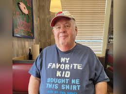 Mr. Larry Roach's Memorial Website