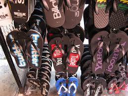 TwitterYouTube Flip Flop | Isriya Paireepairit | Flickr