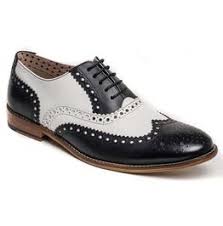 Black And White Wingtips Men S Shoes Handmade Men Wingtip Brogue Leather Shoes Black And White Dress Shoes Dress Shoes Men White Leather Shoes Leather Shoes Men