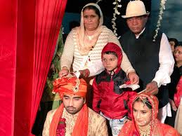 Babita phogat got married to vivek suhag in a traditional ceremony. Babita Phogat Pa Twitter A Big Congratulations To My Little Sister Vinesh And Jiju Somvir On This Wonderful Journey Of Marriage Which You Ve Embarked Upon Together Wishing You A Lifetime Of Love