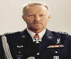 Tajemnicza śmierć twórcy jednostki agat. Slawomir Petelicki Biography Birthday Awards Facts About Slawomir Petelicki