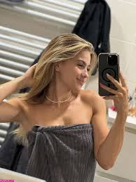 Me martiina Nude Leaks OnlyFans Photos 4 - Leaknudes