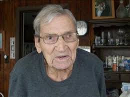 Charles Kastner's Instagram, Twitter & Facebook