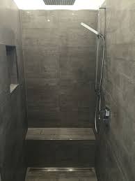 Ihr wollt fliesenlegen dann habe ich hier die super tipps für euch, dafür will ich von euch einen daumen viel spaß beim schauen. Begehbare Betonoptik Dusche Fliesen Geflieste Begehbare Betonoptik Dusche Fliesen Geflieste Es I Begehbare Dusche Dusche Fliesen Fliesen Betonoptik