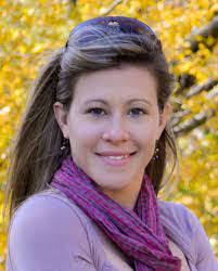 Deana Gentry's Instagram, Twitter & Facebook