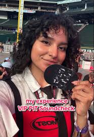 Peach Pit Vip Soundcheck