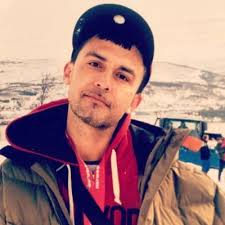 Benjamin Benton (@bjwbenton)