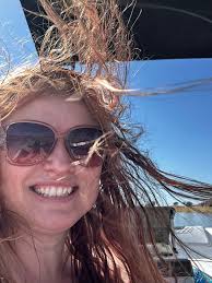 Hello everyone, we would like to go to Borneo in December, can you tell me  what the weather is like there? Is it worth going in December? Thanks ❤️😊 