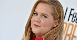 Amy Schumer friends policy: Friendships are "too much to juggle."
