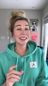 Rachel Barela's Instagram, Twitter & Facebook