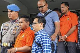 Polisi mencecar novel baswedan sebanyak 20 pertanyaan. Dua Polisi Terpidana Kasus Novel Baswedan Akan Jalani Sidang Etik Halaman All Kompas Com