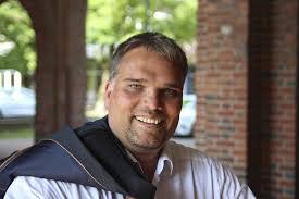 Benjamin Linke's Instagram, Twitter & Facebook