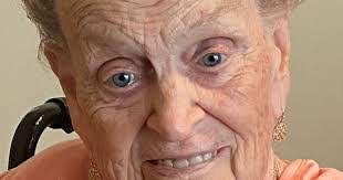 Perry Joyner's Instagram, Twitter & Facebook