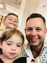 Jennifer Rolfe's Instagram, Twitter & Facebook