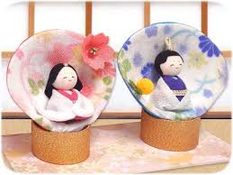 雛人形 ひな人形 ちりめん細工 貝屏風 微笑み雛 rh311 お雛様 コンパクト リュウコドウ 飾り ひなまつり ひな祭り モダン 桃の節句 おしゃれ かわいい おひなさま おひな様 ひな飾り 和雑貨 初節句 お祝い 出産祝い ギフト プレゼント 女の子 おひなさま 製作 雛飾り