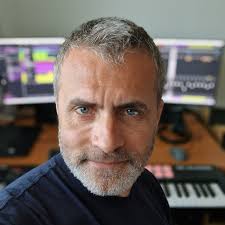 Finally cracked that magical 200K monthly listeners barrier! Thanks  everyone (and thanks Ian Fontova for the help)!