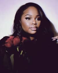 Vikki Lee (@vikkilee_ig) • Instagram photos and videos