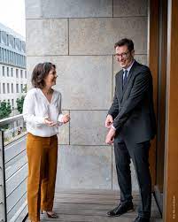 Sie bildet mit habeck das spitzenduo der partei für den wahlkampf. Uns Verbindet Die Uberzeugung Dass Annalena Baerbock Facebook