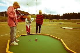 It was completed in 2008, and is built around skienshallen from 1968. Minigolf Skien Fritidspark Bild Von Skien Fritidspark Tripadvisor