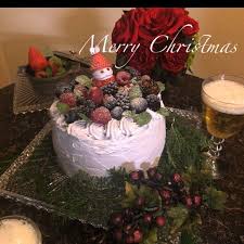 nao on instagram メリークリスマス サンタの目を付けるのが一番大変やった チョコペン詰まるし チョコが直ぐ詰まって出ないし やっと何とか出来て終わったと思ったらべったり袖に 何とか誤魔化そうとしたけど誤魔化しきれなくて漆喰壁風に ww 紫色の