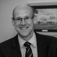 Ross Ayres's Instagram, Twitter & Facebook