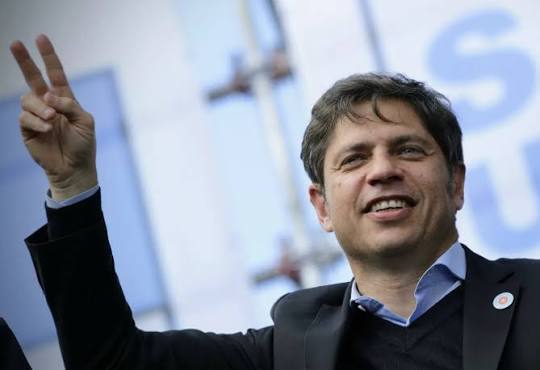 Axel Kicillof adelantó que la discusión por el Presupuesto 2025 estará ligada a la reforma política en la Provincia