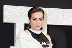 Atriz conta que é adepta dos shortinhos que ativam a circulação. Cleo Pires 2019 Pictures Photos Images Zimbio