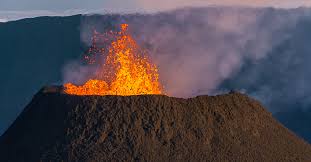 If you're remotely into hiking, you should definitely do piton de la fournaise while you're in (on?) reunion island. Fournaise Info Les Plus Grandes Eruptions Depuis 1961