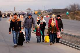 Die lage in der ukraine beschäftigt auch uns. Gluckskette Sammelt Spenden Fur Ukrainische Fluchtlinge