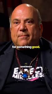 ⚡️We don’t experience life, we experience the life we focus on. Keep  looking for the good in all situations. The more you train your brain to  expect positive things , the more you wire it to seek out ...