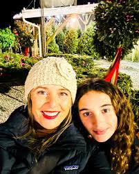 Amber Register's Instagram, Twitter & Facebook