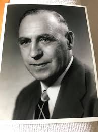 ON THIS DATE IN 1964: ROBERT ALLERTON DIES AT THE AGE OF 91 On December 20,  1964, Robert Allerton fell in his home and fractured his hip. It was 40  years to