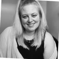 Julie Hulse's Instagram, Twitter & Facebook