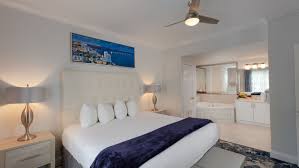 Fontainebleau miami beach offers spacious one and two bedroom suites with breathtaking ocean views. Two Bedroom Villa Westgate South Beach Oceanfront Resort In Miami Florida Westgate Resorts