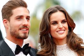 ;) hey :) no, they break up :/ von valentinamuller gelikt. Rtwmcghd1kk Qm