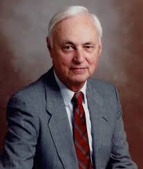 Dr. John MacIver, 92, Hyannis psychiatrist with a restless intellect