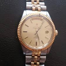 Since 1919, the traditional swiss watch company has been dedicated. Titoni Cosmo King Rotomatic 25 Jewels Men S Fashion Watches On Carousell